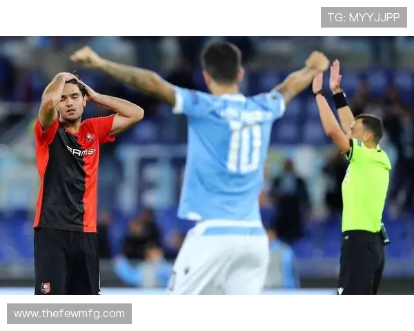 巴黎圣日耳曼防线频频被打穿,体系问题逐步反映在防守稳定性上